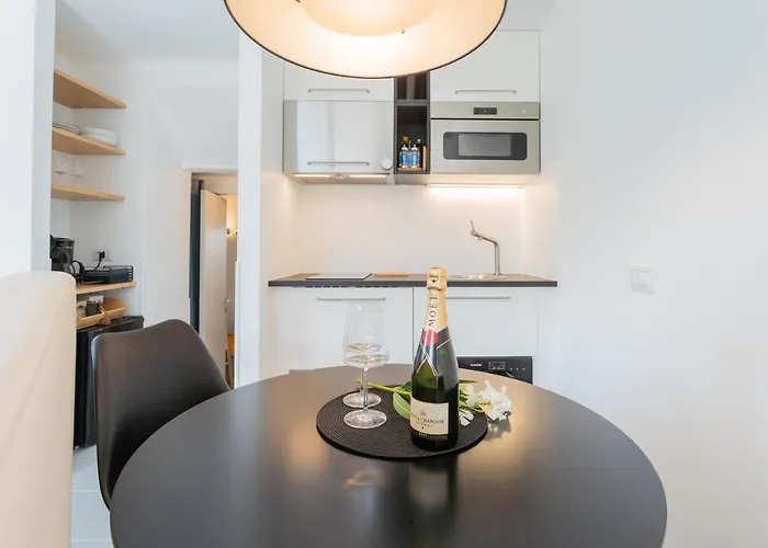 P Terrace - View By Rent Appartamento Laglio